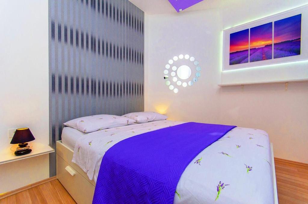 Violet Sea Breeze Daire Split Dış mekan fotoğraf