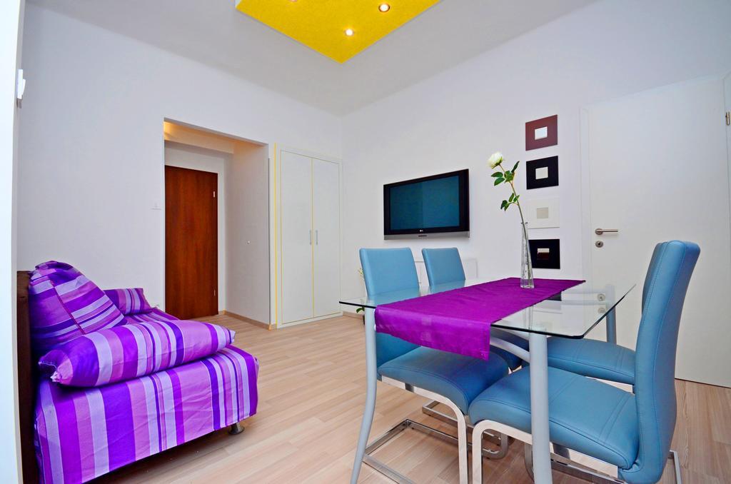 Violet Sea Breeze Daire Split Dış mekan fotoğraf