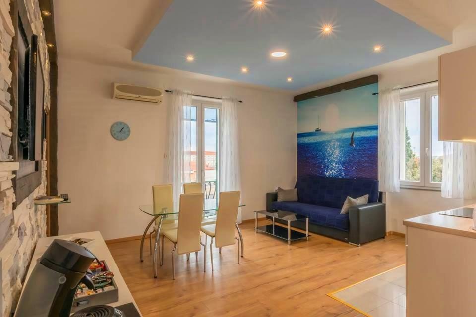 Violet Sea Breeze Daire Split Dış mekan fotoğraf